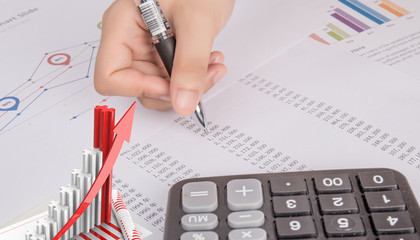 什么是業(yè)務(wù)招待費(fèi) 業(yè)務(wù)招待費(fèi)是什么